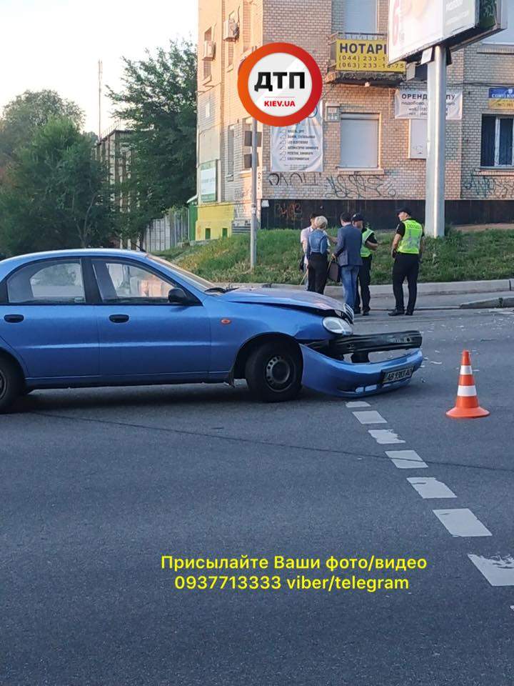 В Киеве с участием машины патрульной полиции произошло очередное ДТП (фото)