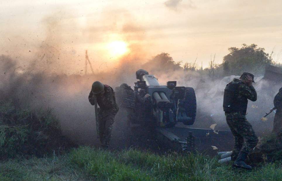 За минувшие сутки на Донбассе трое солдат ВСУ получили ранение