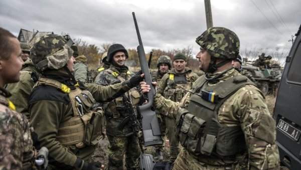Сутки в ООС: Среди украинских военных есть раненые