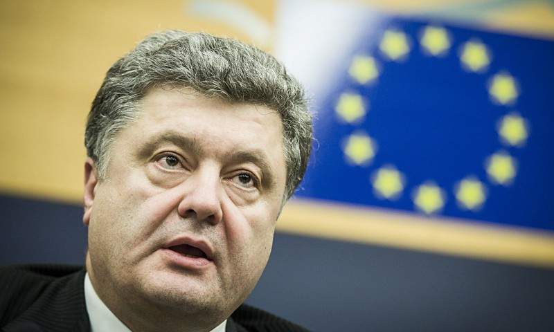 Порошенко признал вынужденным решение Кабмина о повышении тарифов на газ