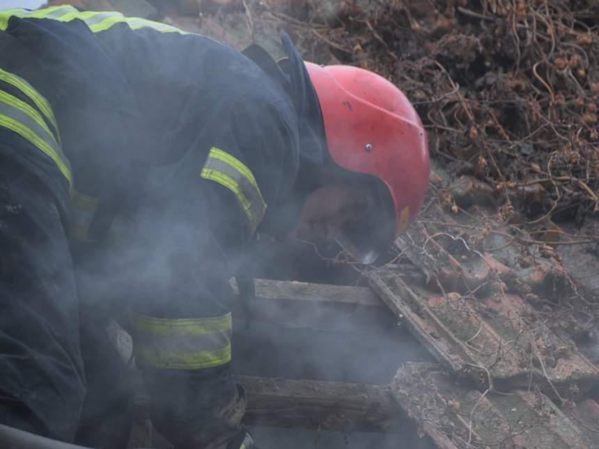 В Николаеве в результате пожара в частном доме погиб владелец (видео)