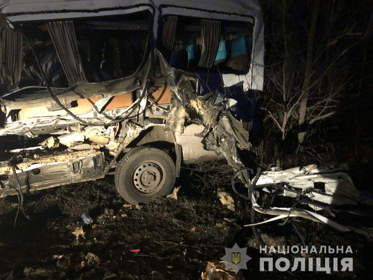 На трассе Одесса - Овидиополь в аварии погибли два сотрудника полиции (фото)