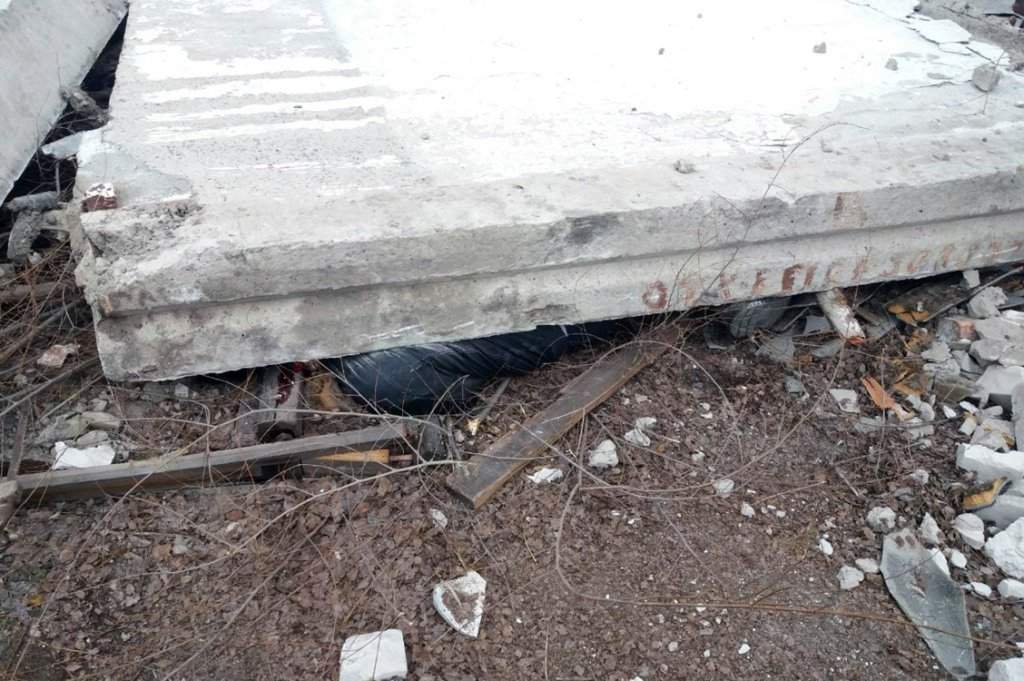 В Днепропетровской области человек погиб в результате падения огромной плиты
