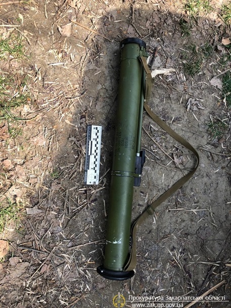 Житель Ужгорода попытался сбыть ручной противотанковый гранатомет