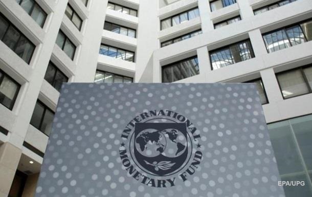 В команде президента рассматривают два варианта дальнейшего сотрудничества с МВФ