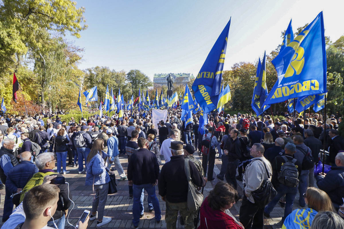 В столице проходит марш националистов