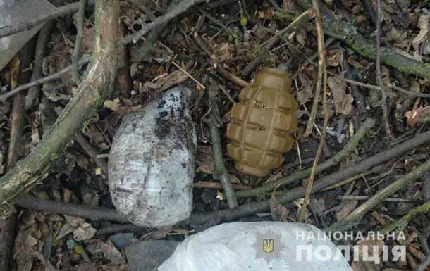 В Винницкая область: возле Дома культуры обнаружен рюкзак с боеприпасами
