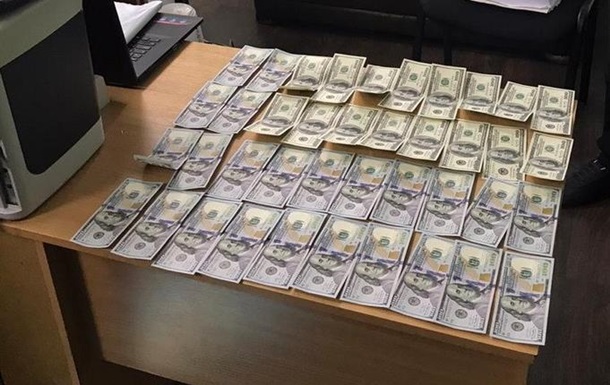 Харьков: судья требовал взятку за возвращение изъятых денег