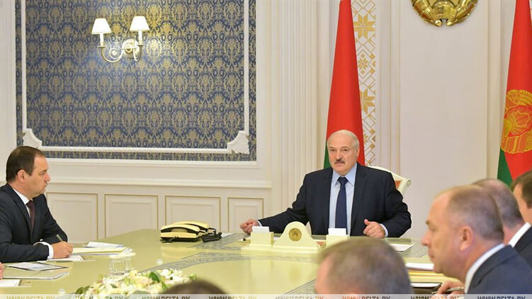 Александр Лукашенко отправляет в отставку правительство Беларуси