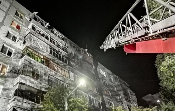 В Запорожье горела жилая многоэтажка