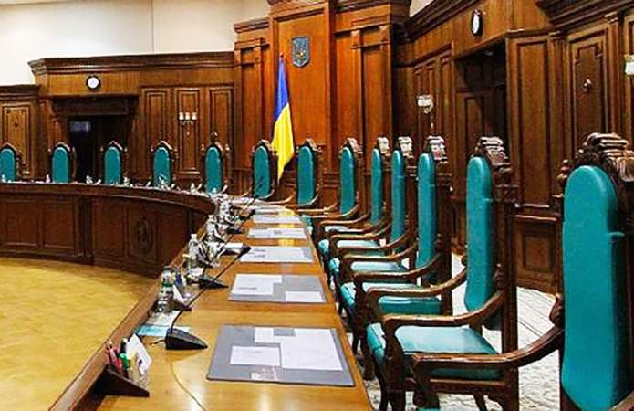 Тупицкого и некоторых судей не пускают на работу в КСУ