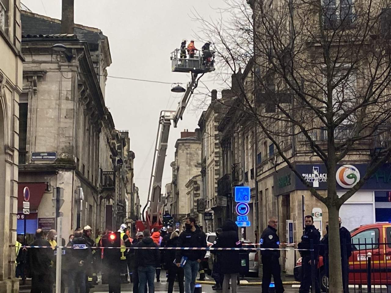 Во Франции произошел взрыв в жилом доме (ФОТО)