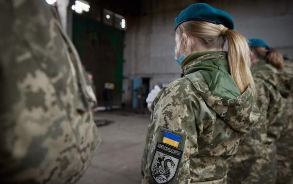Украинок призывают не спешить становится на воинский учёт