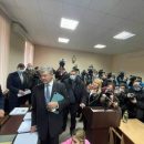 Порошенко отпустили пол личные обязательства